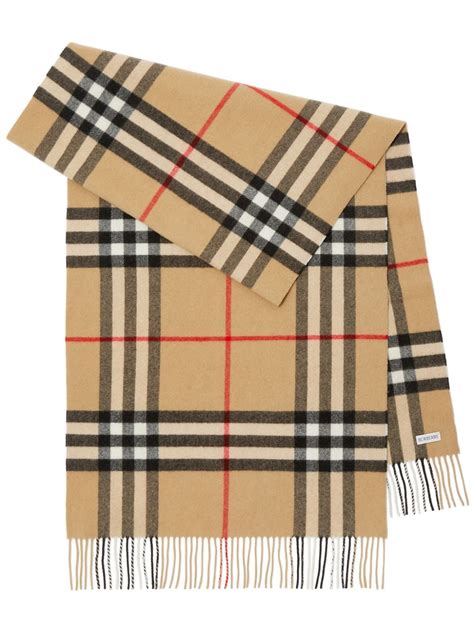 what is burberry nova check